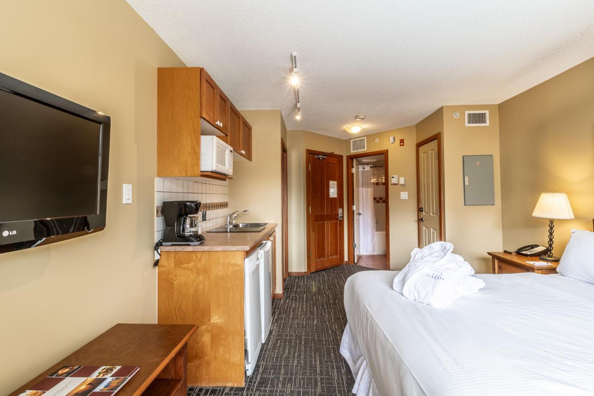 Cascade By Elevate Vacations Apartman Whistler Kültér fotó