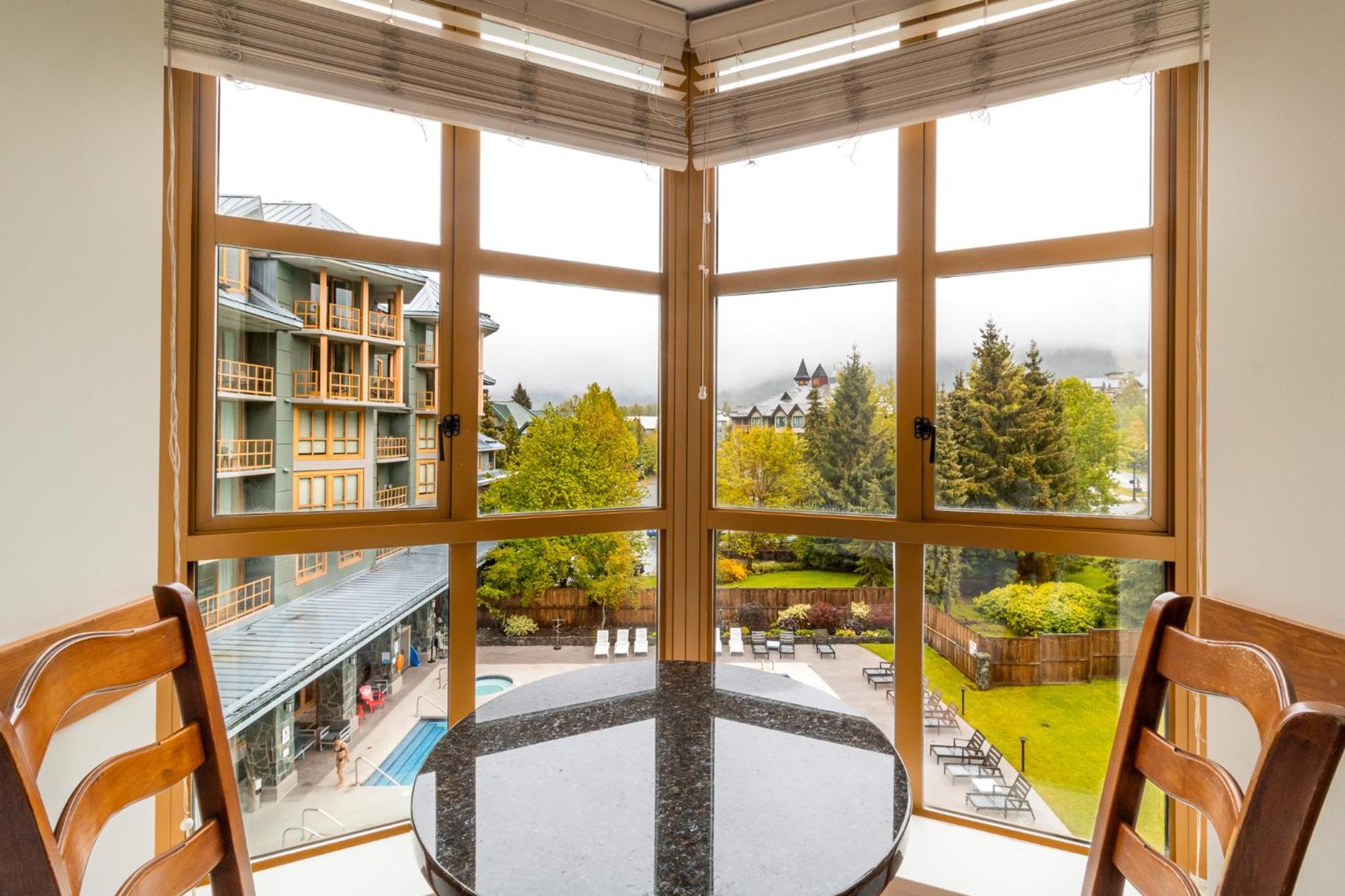 Cascade By Elevate Vacations Apartman Whistler Kültér fotó